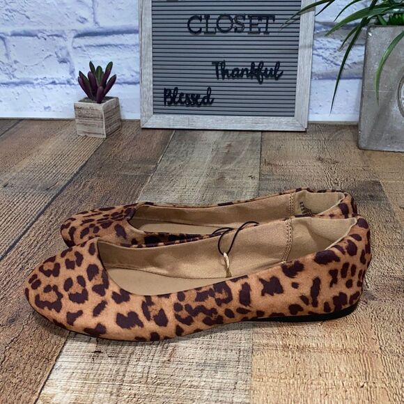 Lane Bryant Dream Cloud Round-Toe Flat - Leopard Print - Picture 4 of 10